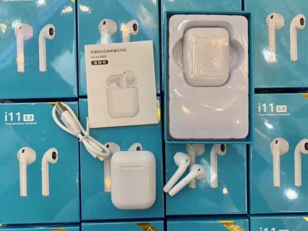 Безжични слушалки AirPods i11 TWS - със зареждащ кейс