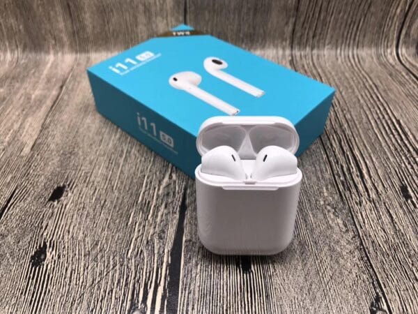 Безжични слушалки AirPods i11 TWS - със зареждащ кейс