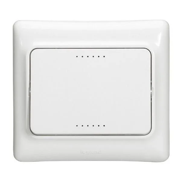 Legrand LGR KAPTIKA 782105 СТЪЛБИЩЕН БУТОН БЯЛ